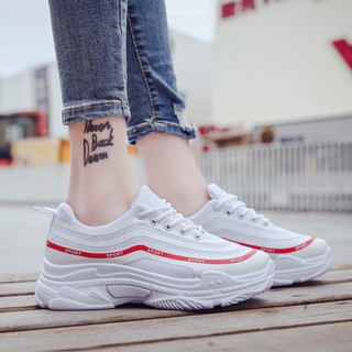 Giày sneaker nữ tăng chiều cao