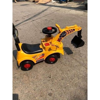 Xe cần cẩu chòi chân cho bé