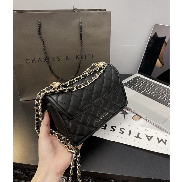 Túi đeo chéo kẹp nách charm xích đính đá size21 siêu hot