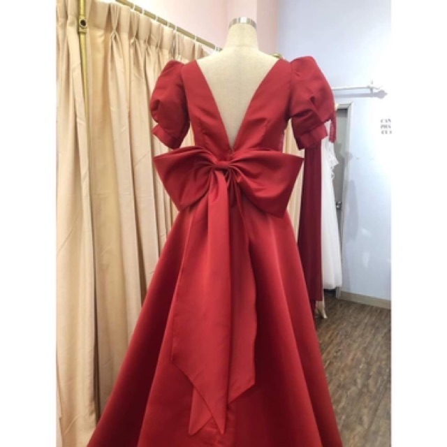 Đầm maxi trắng dạ hội tay phồng đuôi dài, váy cô dâu sang trọng | BigBuy360 - bigbuy360.vn