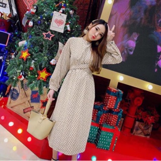 Váy chấm bi nhung