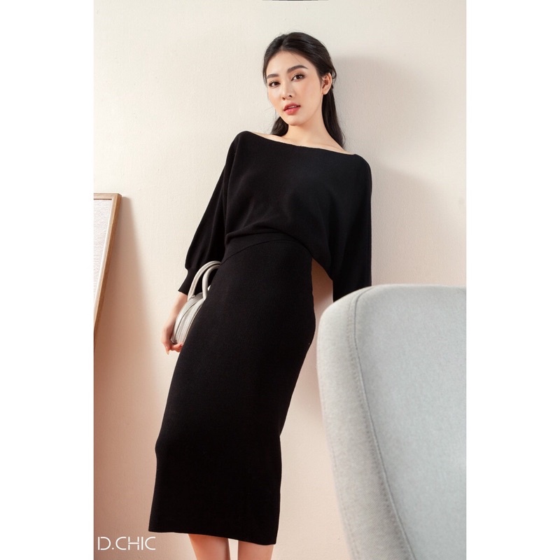 Set Váy Đen Cổ Thuyền Len Nống