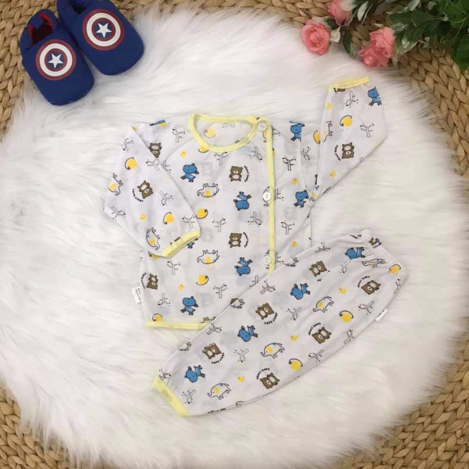 Set 5 bộ quần áo dài tay sơ sinh hoa nền trắng đẹp ( như ảnh )