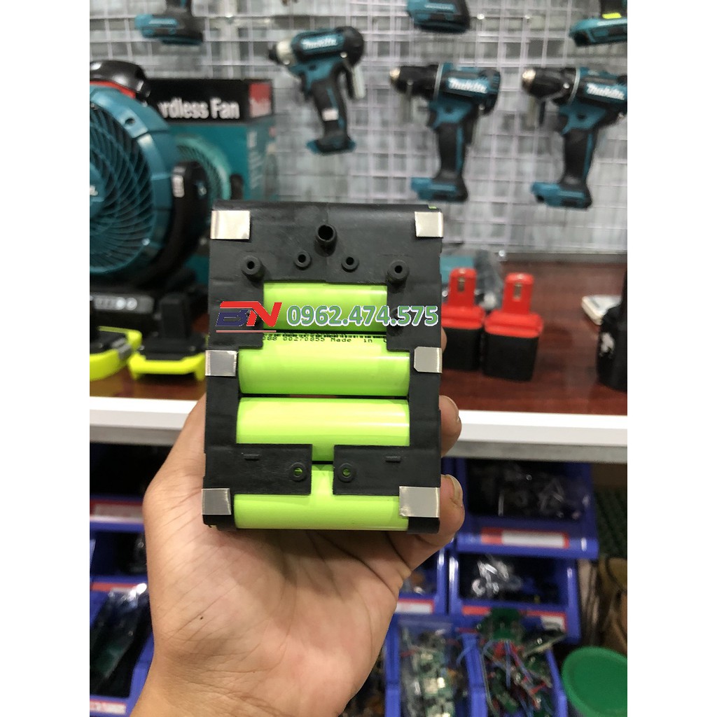 Pin makita 5s-3p 15 cell 7500mah có led báo pin, sạc adapter. BN.