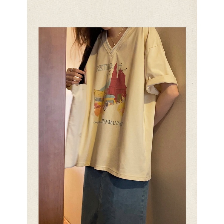 Áo Thun Tay Ngắn Cổ Chữ V Hoạ Tiết Vintage Cho Nữ