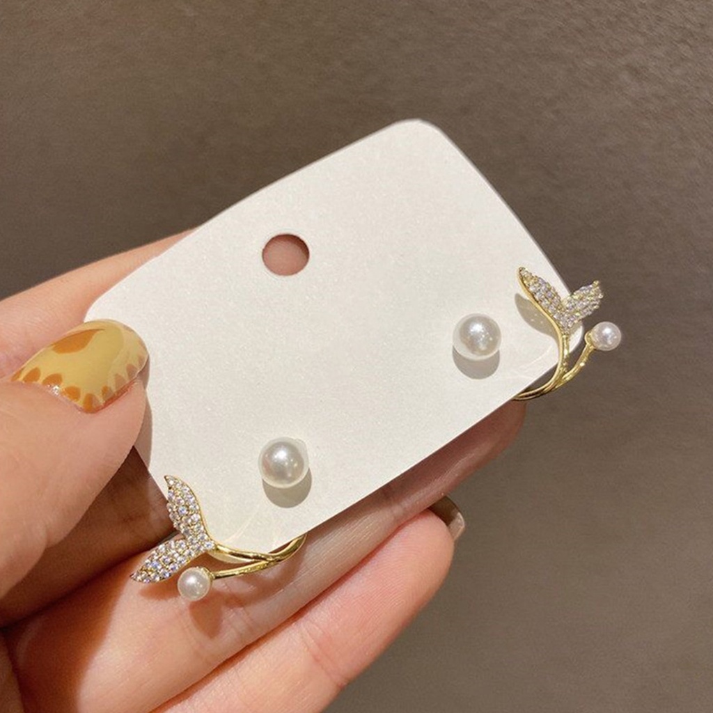 Đôi Bông Tai Mạ Bạc Kiểu Dáng Thời Trang Cho Nữ