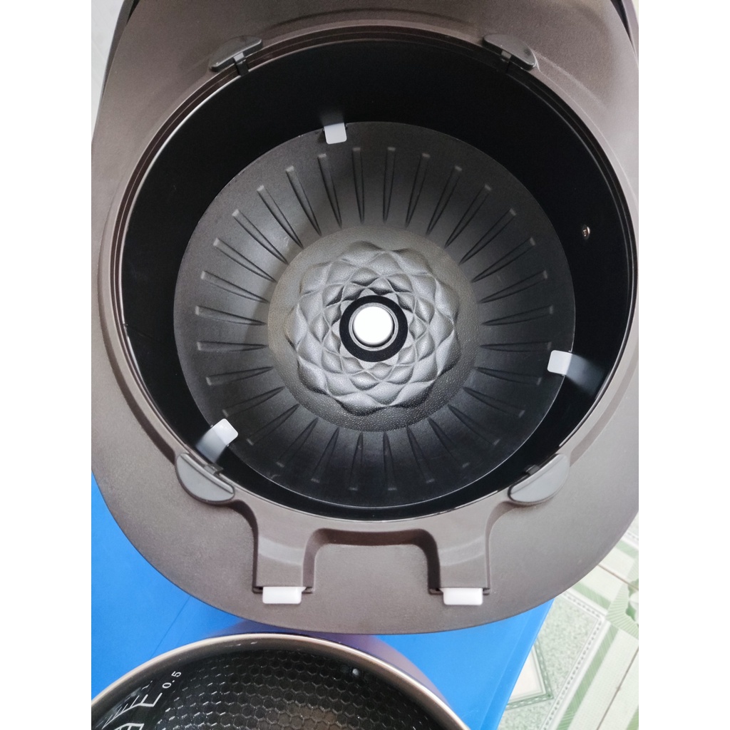 Nồi cơm điện cao tần Kangaroo KG599N - 1.8 Lít