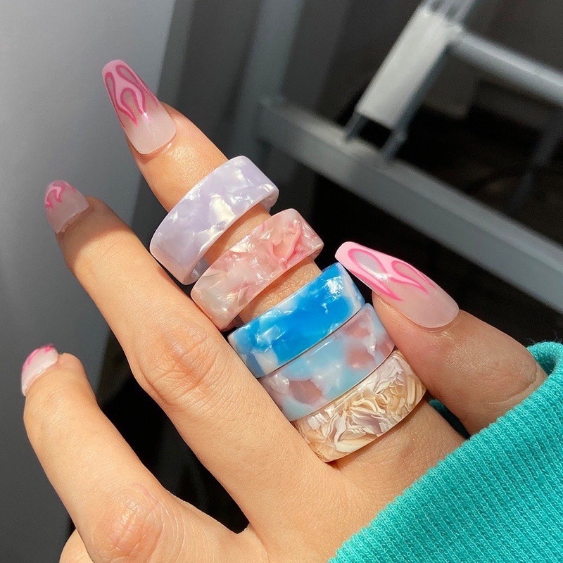 Nhẫn Nhựa Đeo Tay Loang Màu Cá Tính - NHAN1070