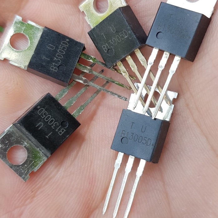 Tran 13005 4A 400V chân cắm tran ngược NPN chân đồng tản nhiệt tốt B13005D J13005- ShopLinhKienM2M