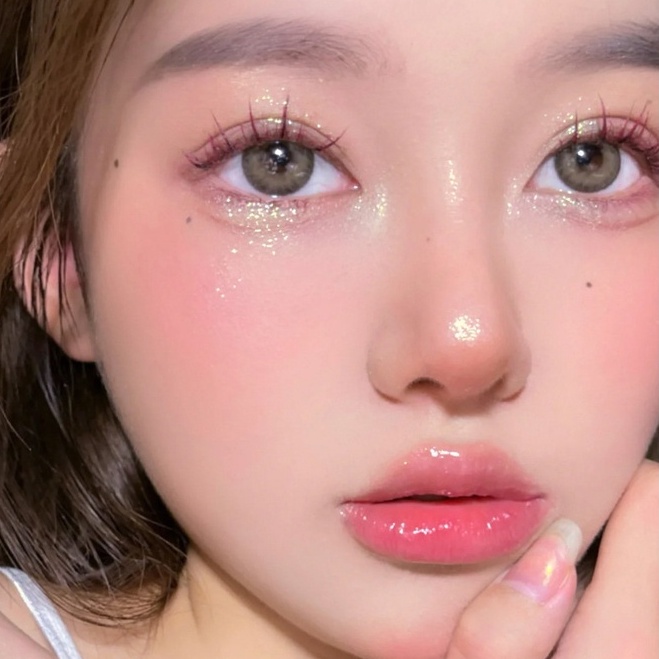 Phấn Bắt Sáng Trang Điểm Nổi Bật XIXI