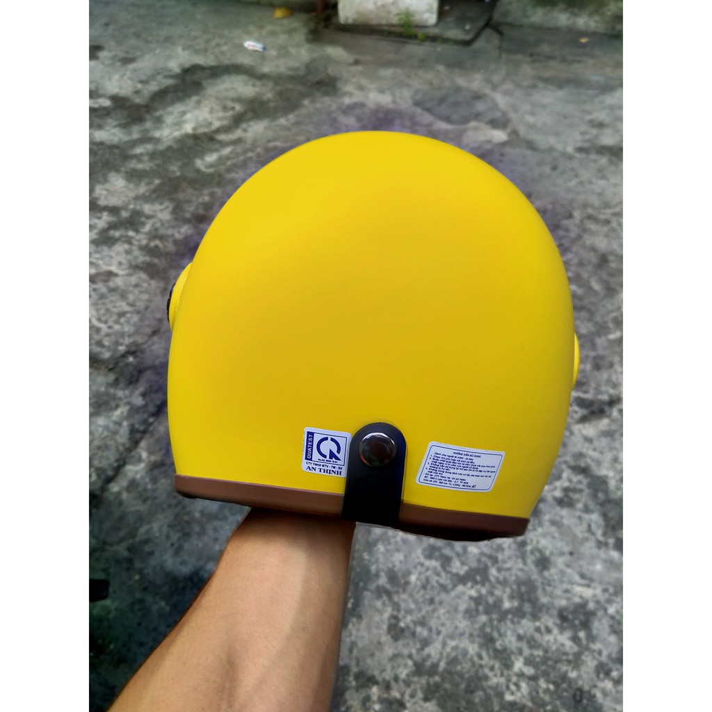 Mũ bảo hiểm 3/4 có kính càng lót nâu - Nón bảo hiểm 3/4 mẫu mới thời trang nhiều màu