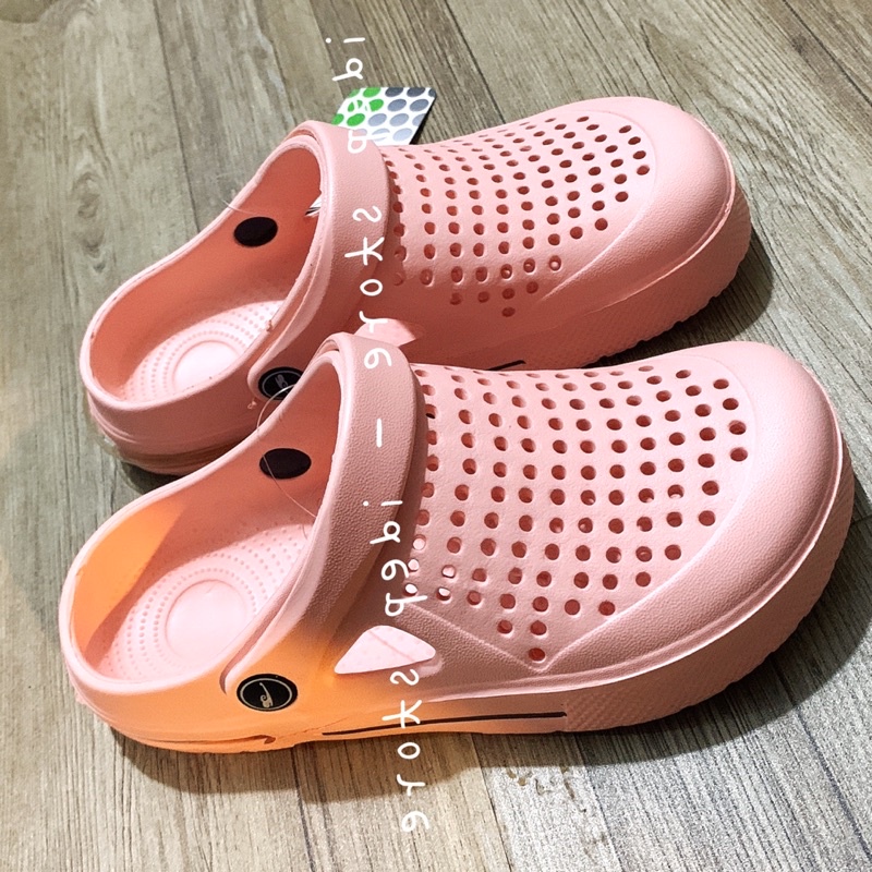 Dép crocs unisex siêu nhẹ SL017 - Dép sục lỗ bít mũi nam nữ đi mưa siêu bền