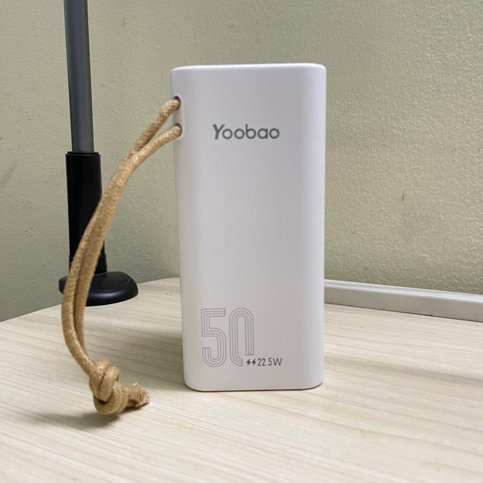 Pin sạc dự phòng Yoobao H5 / L50 dung lượng 50000 mAh, tích hợp đèn pin siêu sáng, hỗ trợ sạc nhanh PD