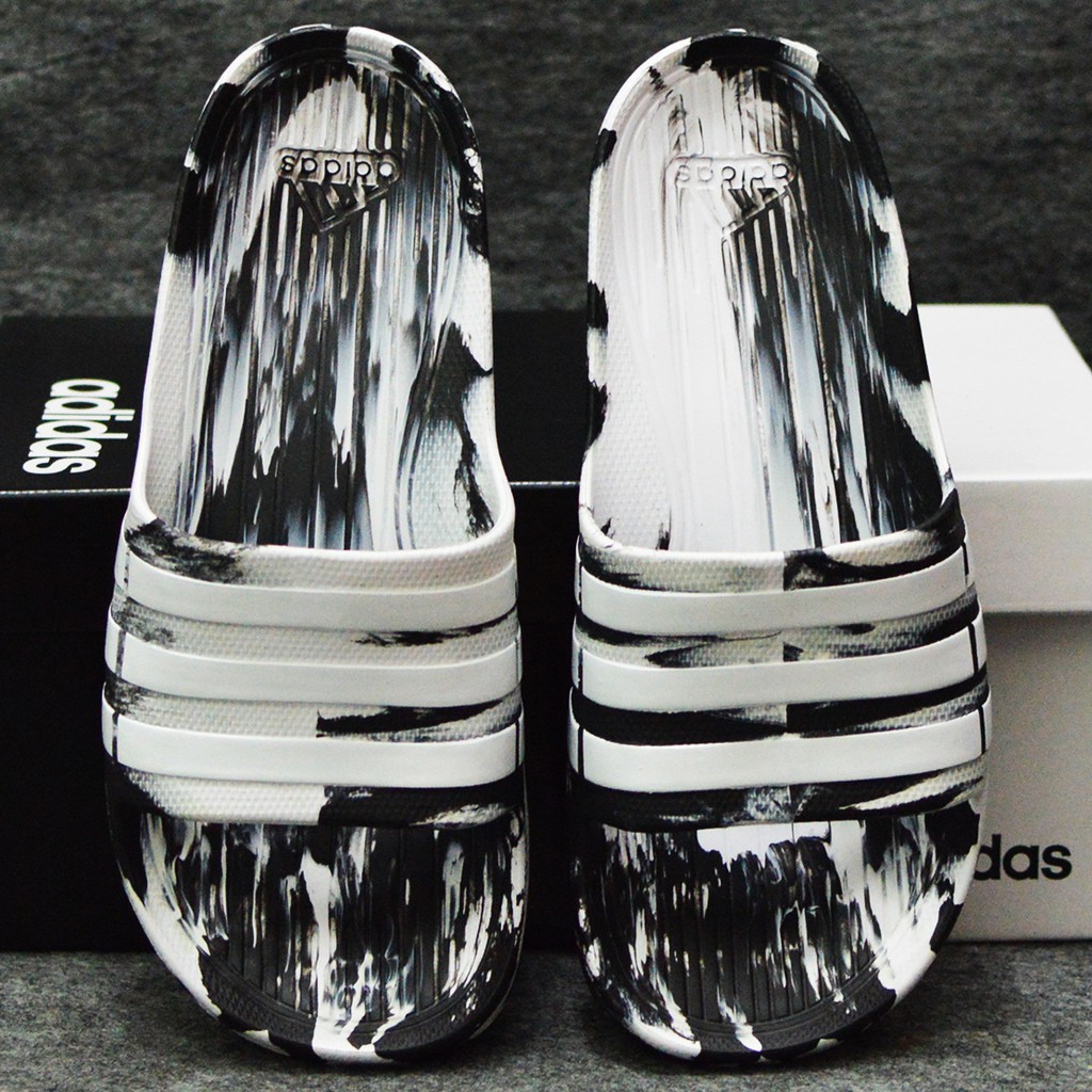 Adidas Duramo camo màu trắng đen sọc trắng