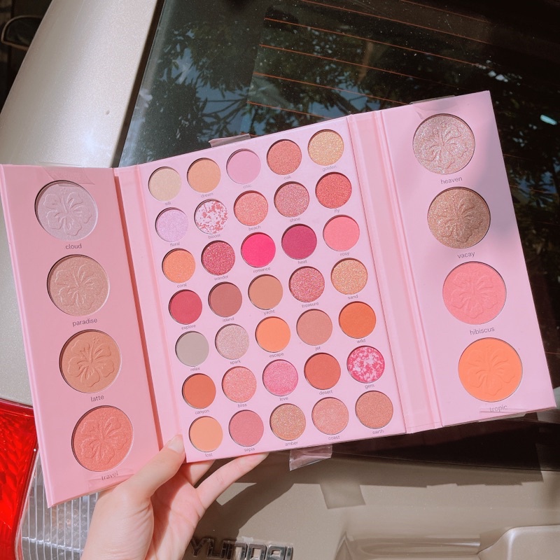 [CHÍNH HÃNG] Bảng phấn mắt nhiều màu Beauty Treats Free Spirit 35 Colors Eyeshadow + 8 Face Powders (100g)