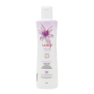 Dung dịch vệ sinh Lactacyd tím