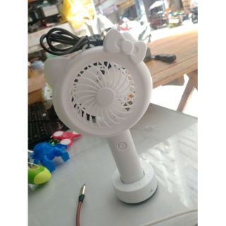 Quạt tích điện cầm tay có đèn viền