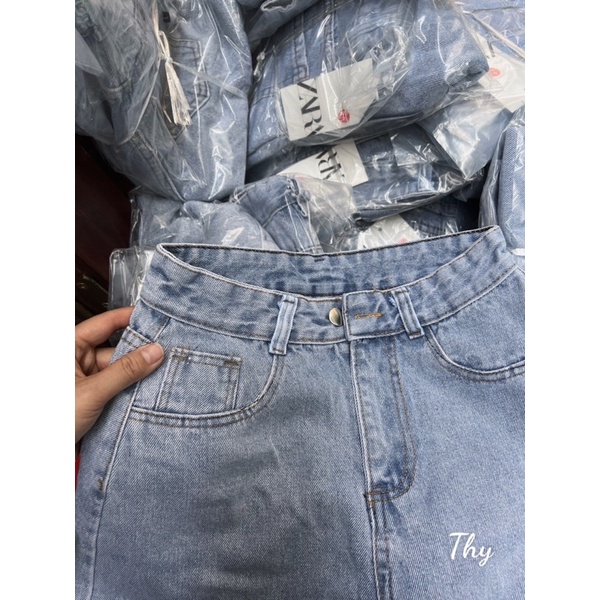 QUẦN SOOC JEANS NỮ VẮN GẤU, Size S M L