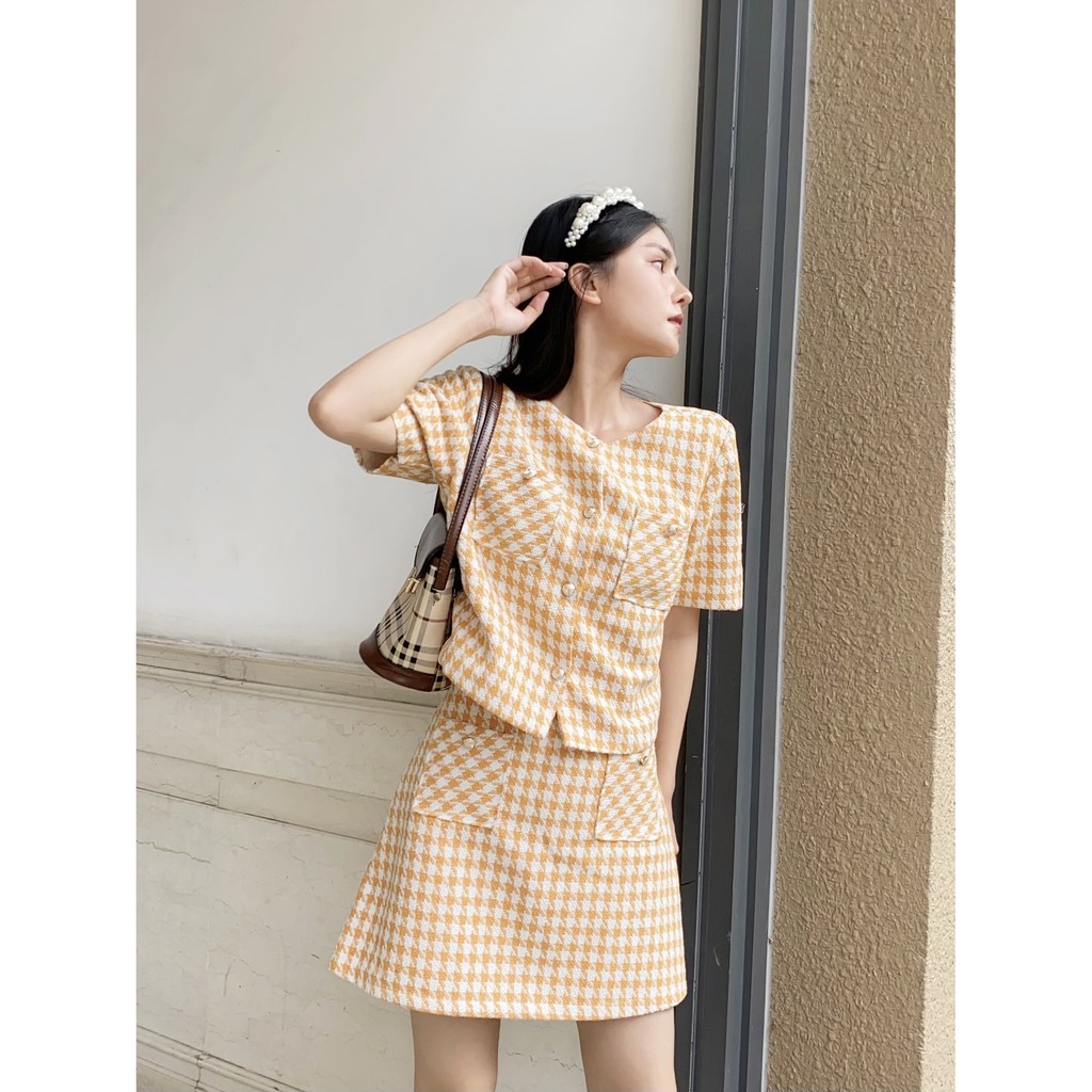 [Mã WABRHI5 giảm 15% đơn 599K] TUBYCATU | Váy bố ziczac vàng 2 túi | BigBuy360 - bigbuy360.vn