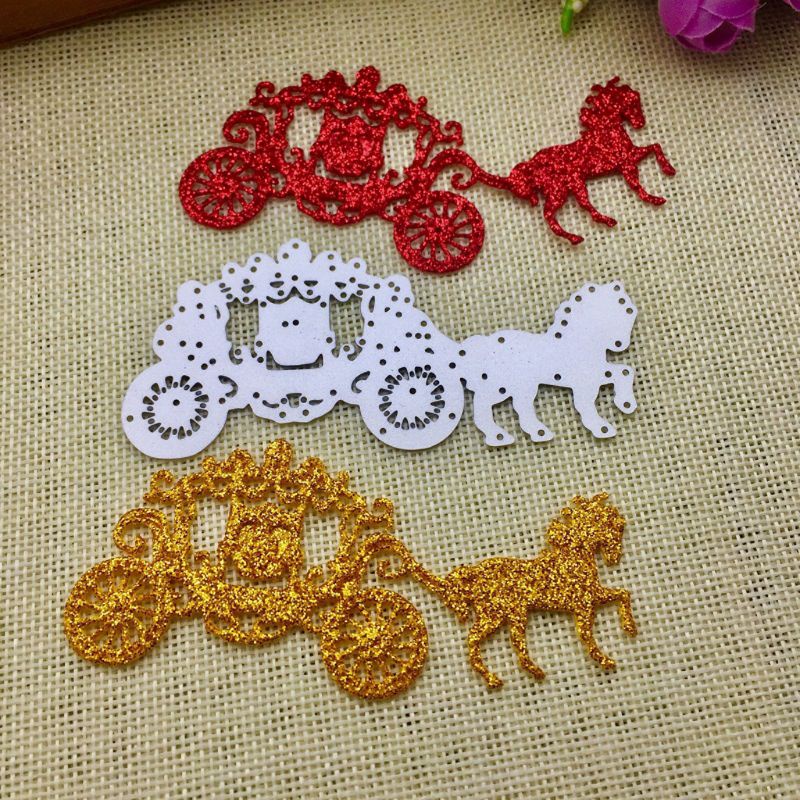 QQ Khuôn Cắt Giấy Kim Loại Hình Xe Ngựa Xinh Xắn