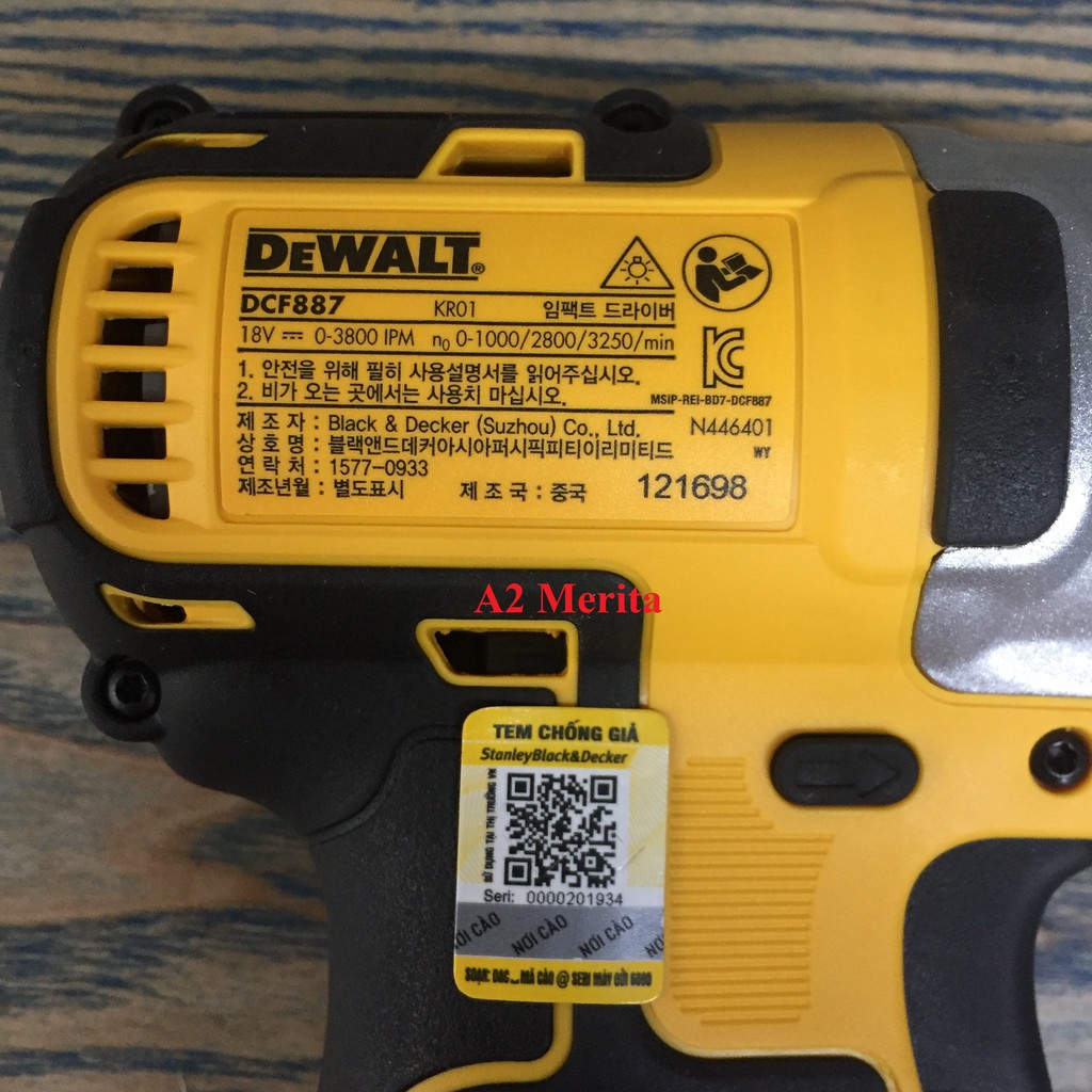 Máy vặn vít dùng pin 18V không chổi than Dewalt DCF887 (Kèm 1 sạc và 1 pin 18V/4.0AH)