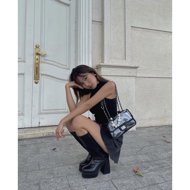 Áo tanktop ôm sát