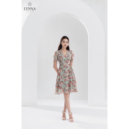 D125 VÁY XANH HOA HỒNG