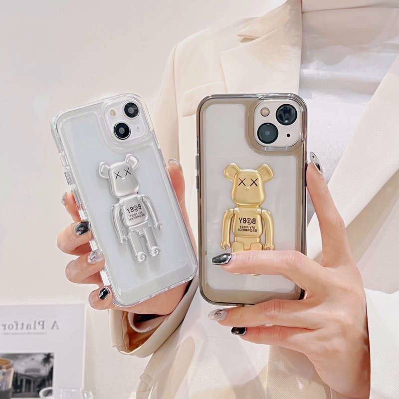 Ốp Lưng iPhone 13 Pro Max Dẻo Trong BearBrick Có Giá Đỡ