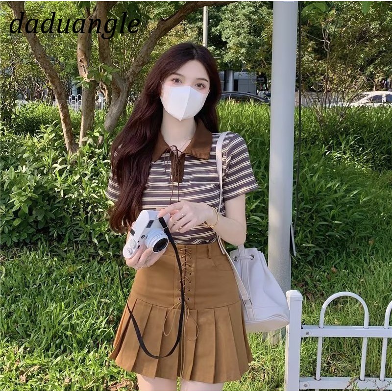 Chân váy ngắn cạp cao xếp nếp màu nâu thời trang mùa hè 2022 sang trọng cho nữ