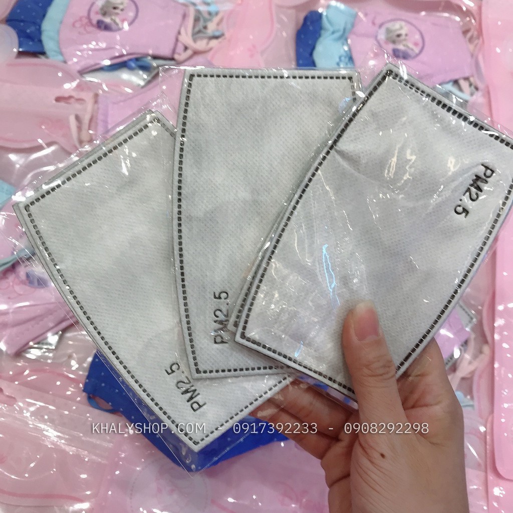 Set 3 khẩu trang vải Disney trẻ em hình công chúa Elsa chấm bi ( Frozen ) 3 màu cho bé gái 3 - 8 tuổi - 57NDWF94771 | BigBuy360 - bigbuy360.vn