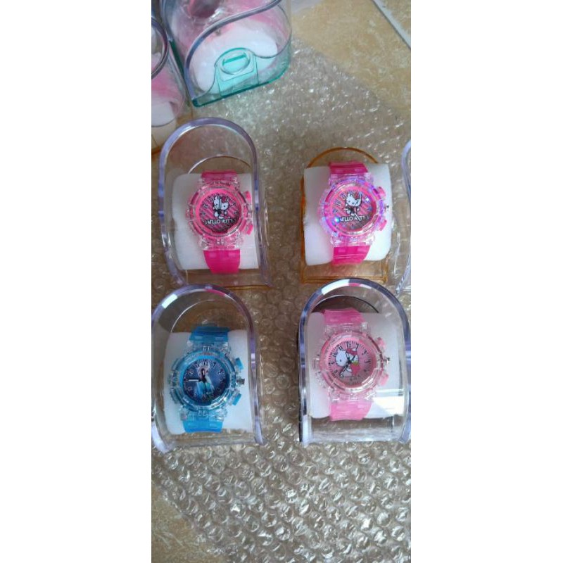 ĐỒNG HỒ PHÁT SÁNG DẠ QUANG CHO BÉ | BigBuy360 - bigbuy360.vn