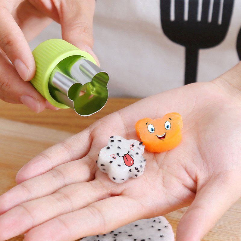 Bộ 8 khuôn inox tạo hình gấu, thỏ, tim, sao, hoa cho bé ăn dặm