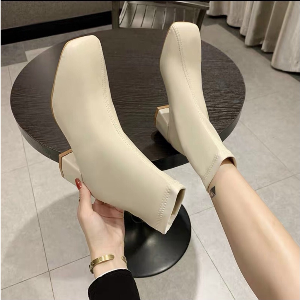 Video ảnh thật Bốt nữ chất da mềm cổ ngắn gót vuông khóa sau (mã 888) | BigBuy360 - bigbuy360.vn