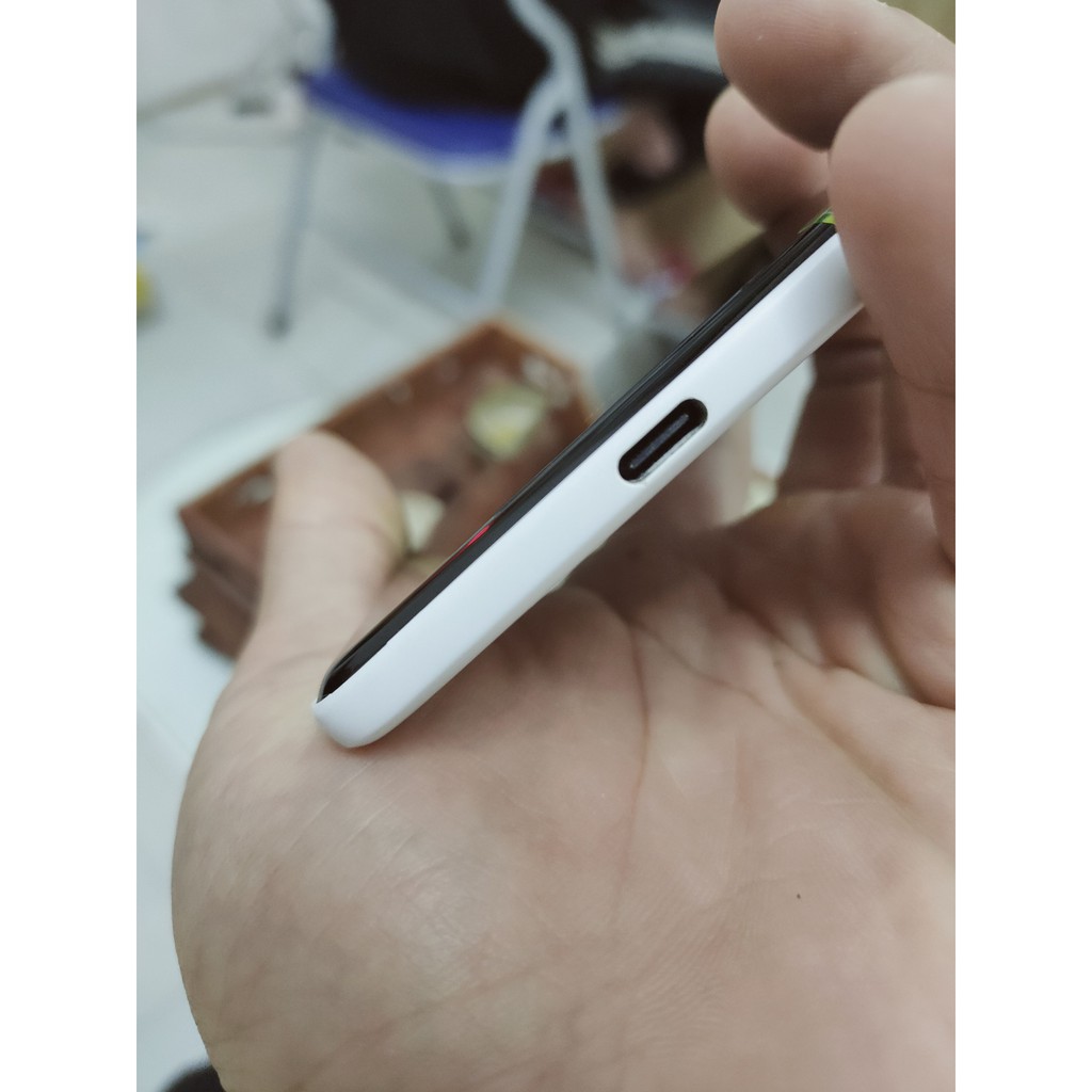Google pixel 2XL,Ram 4gb/64G,Chip S835,QHD 6.0’’