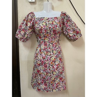 Đầm hoa cổ vuông trễ vai tuỳ ý size xs s