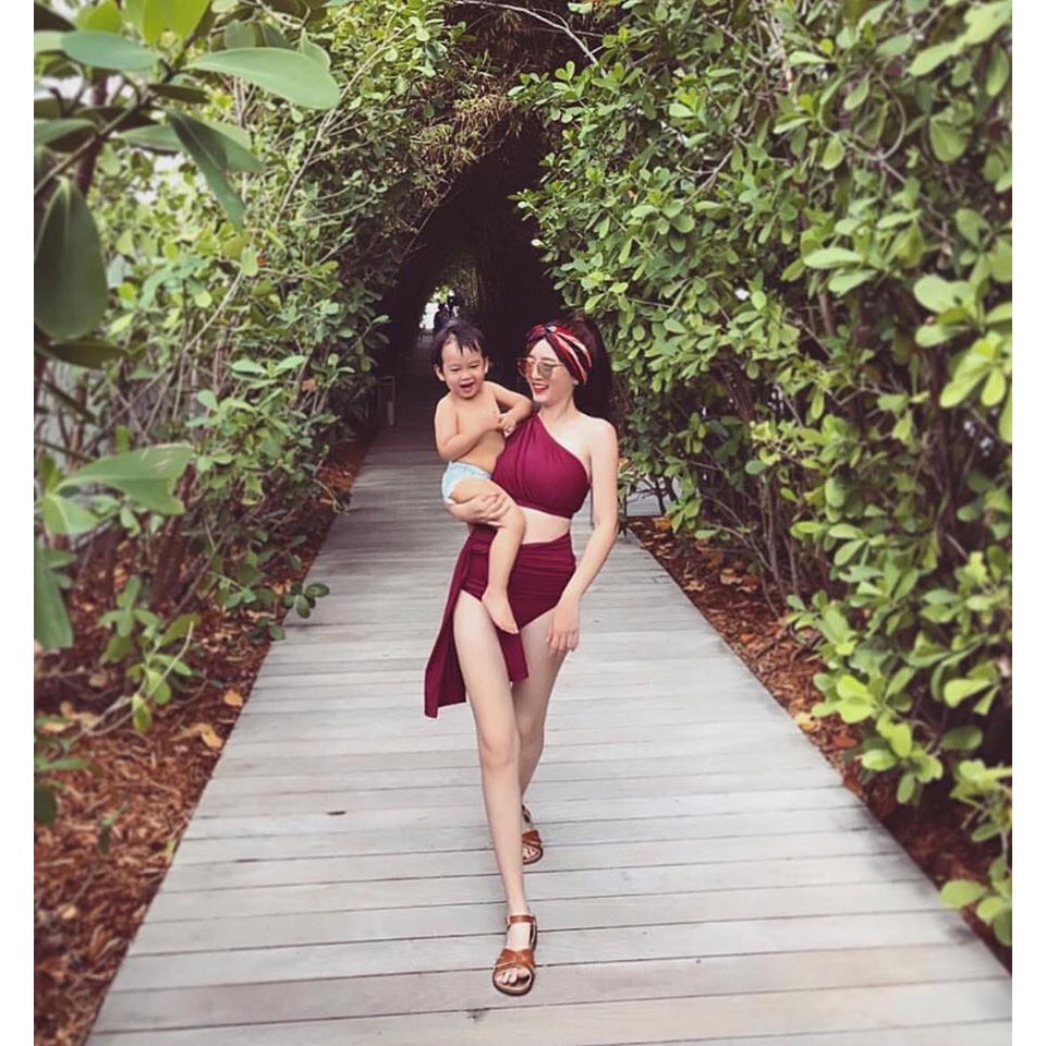 Bikini lệch vai phối khoen nữ hoàng (kèm hình thât) | BigBuy360 - bigbuy360.vn