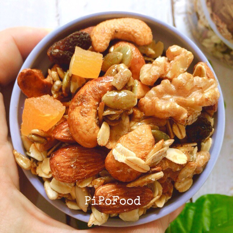 GRANOLA mix 11 loại hạt quả ĂN KIÊNG, KHÔNG ĐƯỜNG- GRANOLA nướng mật ong rừng, GIẢM CÂN tự nhiên, 500g | BigBuy360 - bigbuy360.vn