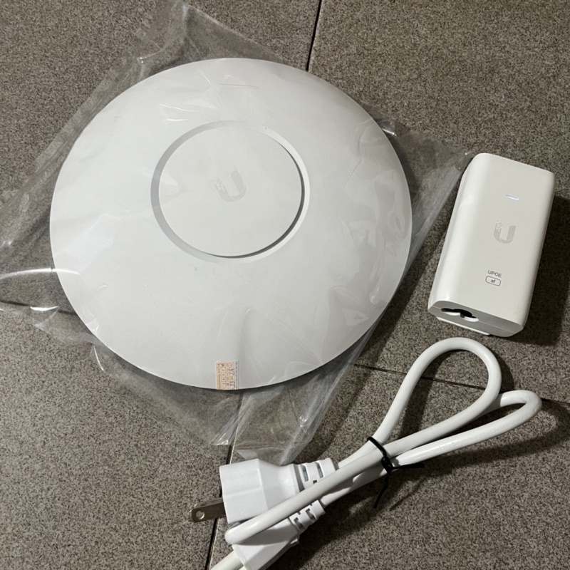 Unifi Ubiquiti AP AC PRO 1750Mbps chịu tải cao