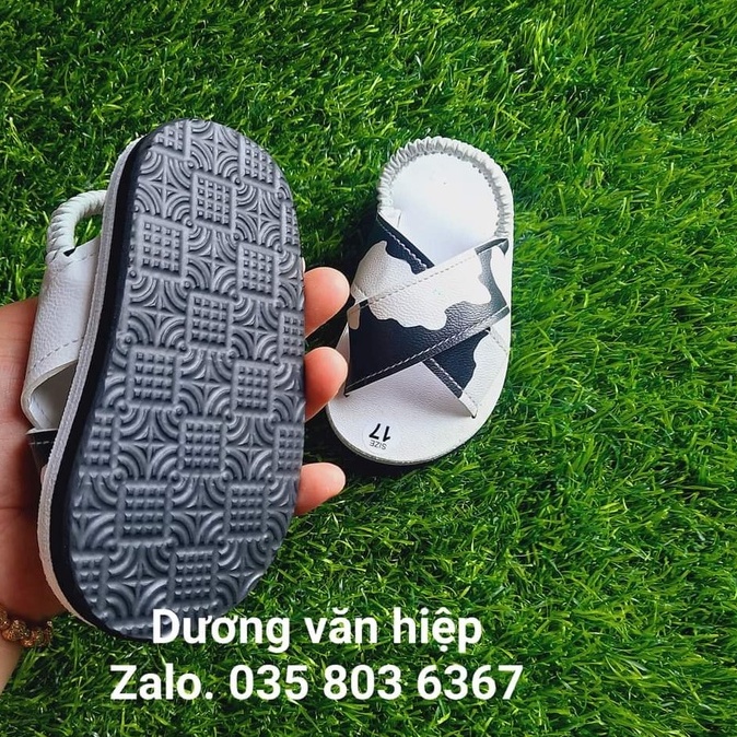 Sandal mềm cao cấp thoải mái chống trượt cho bé