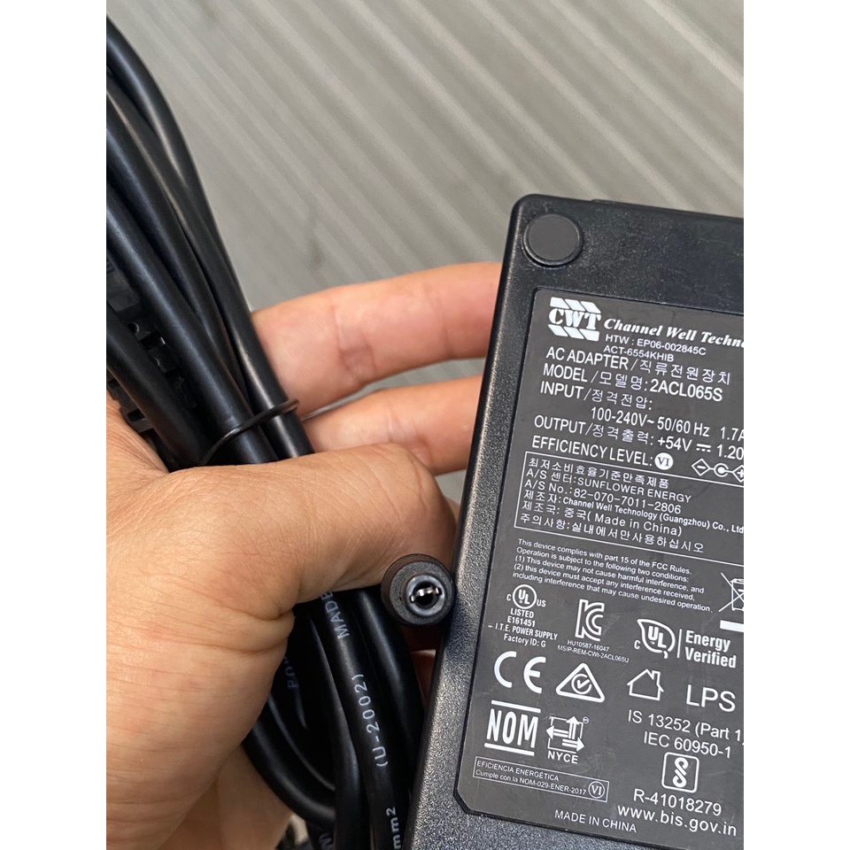 Adapter nguồn Switch PỎE 54v 1.2a chính hãng