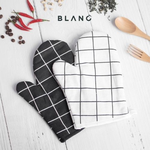 Set 2 Găng Tay Vải Nấu Ăn Làm Bếp Chống Nóng Dày Dặn Họa Tiết Bắc Âu BLANC' Kích Thước 24 x 16