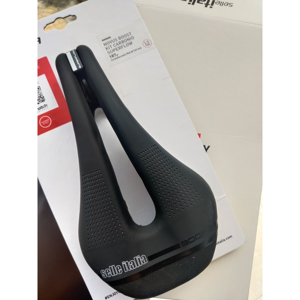 Yên xe đạp carbon Selle Italia Nuvous Boost L3 Italy chính hãng