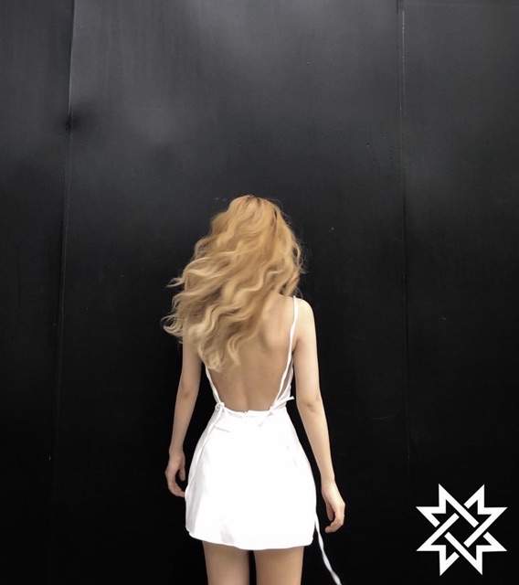 Đầm ôm Chou Dress hai dây hở lưng siêu sexy vải bố thái dày dặn from chuẩn có mút ngực kèm lót trong ko lộ kèm ảnh thật | BigBuy360 - bigbuy360.vn