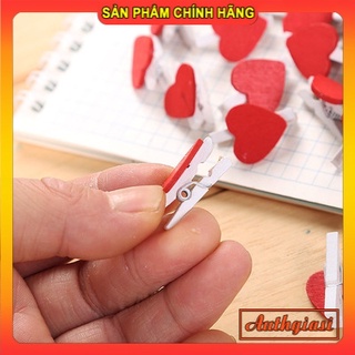 Kẹp giấy bằng gỗ hình trái tim trắng đỏ nhỏ gọn xinh xắn trang trí tuyệt đẹp