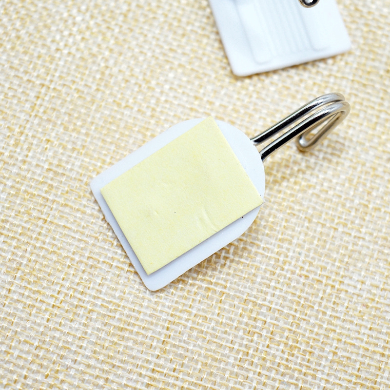 Móc treo đồ gắn vật dụng tiện lợi