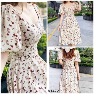 Đầm hoa nhí tay bồng cổ chữ V
