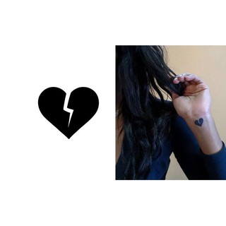 Khuôn hình xăm trái tim