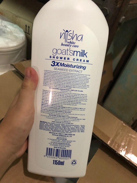 Sữa tắm sữa dê Nisha trắng da Malaysia 1150 ml