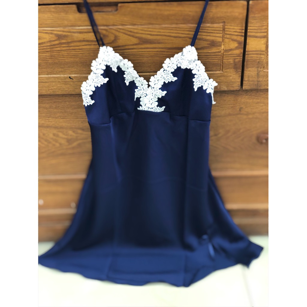 Váy ngủ satin lụa đệm mút ngực bigsize 63kg🔥HÌNH THẬT🔥AMUSE V08 đồ ngủ cao cấp hai dây viền ren trắng sale gía rẻ | BigBuy360 - bigbuy360.vn