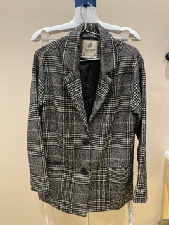 Áo khoác dạ Pull & Bear kẻ sọc size XS (ảnh thật)